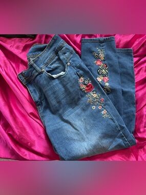 Floral denim jeans